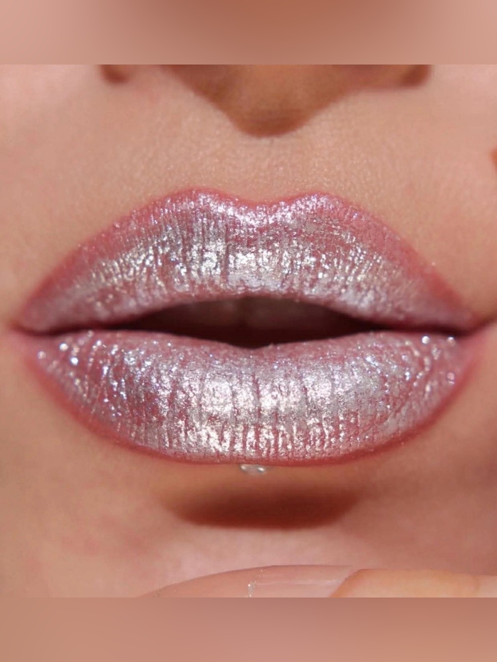NYX Frost Duo Chromatic Holographic Lipstick in Dayum